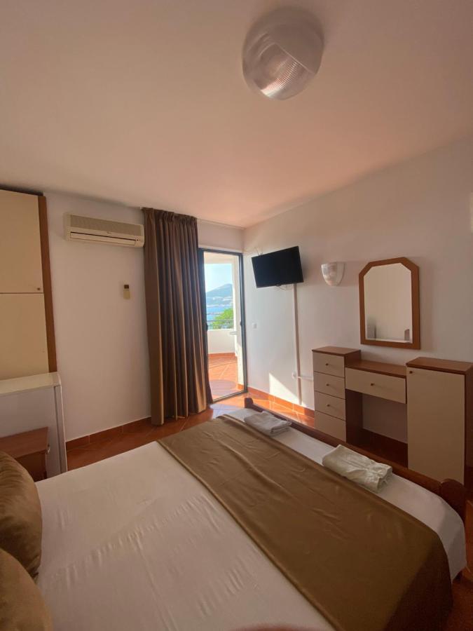 Delux Apartmani Dobra Voda Dış mekan fotoğraf