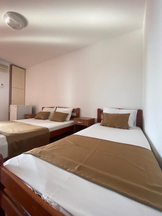 Delux Apartmani Dobra Voda Dış mekan fotoğraf