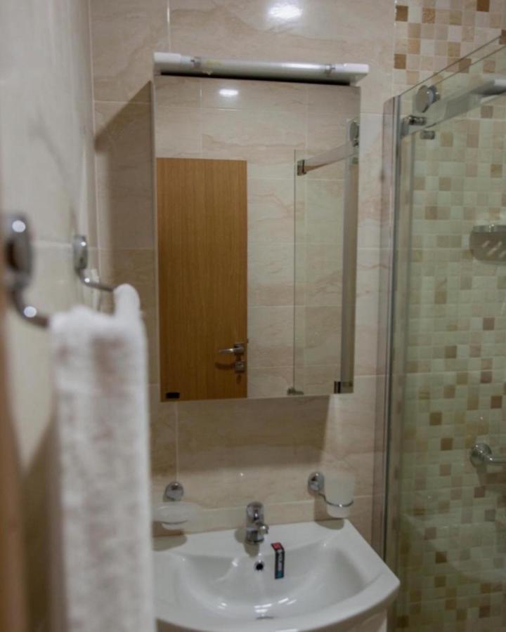 Delux Apartmani Dobra Voda Dış mekan fotoğraf