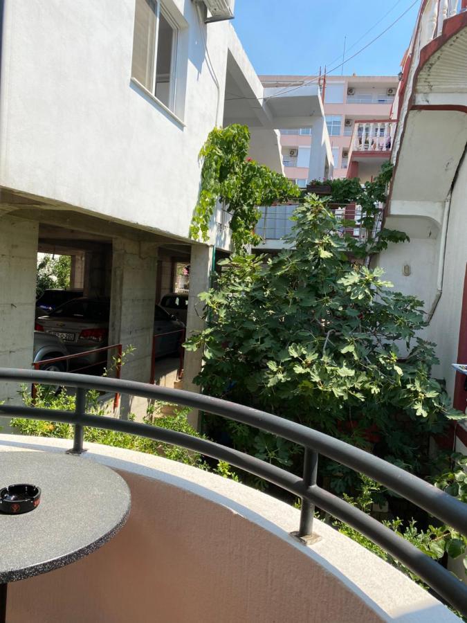 Delux Apartmani Dobra Voda Dış mekan fotoğraf